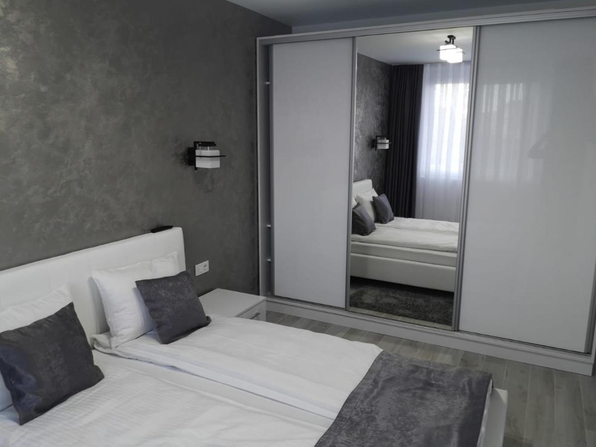 Gala Residence In Oradea Luaran gambar